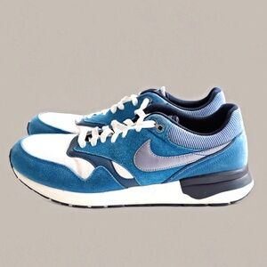 Nike Air Odyssey